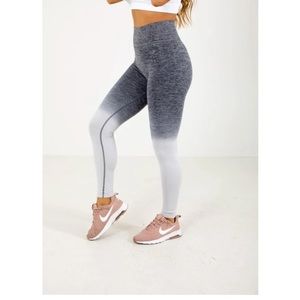 💐 Ombre Workout Leggings - New 💐